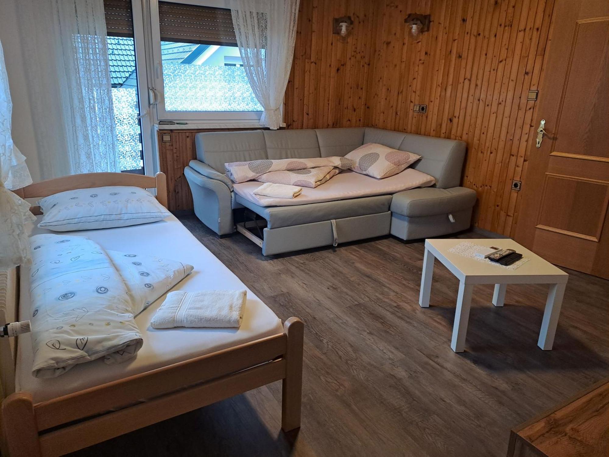 Kiara Rooms ゴレンスカ地方 エクステリア 写真